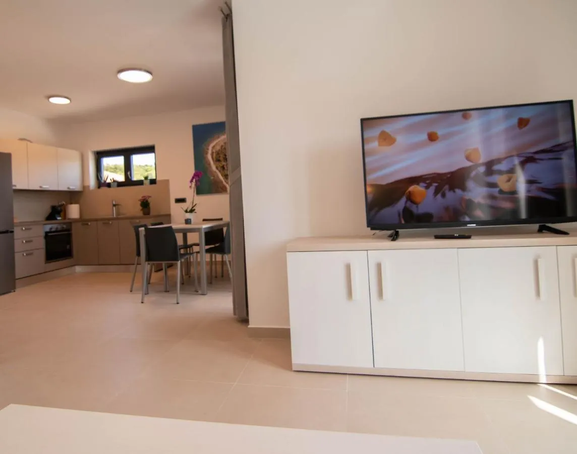 Luxury Apartment Punta With Sea View And Swimming Pool Premantura Croatia